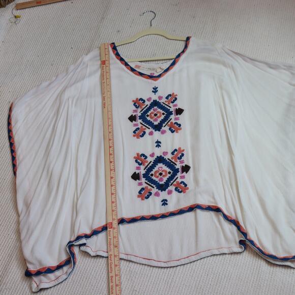 Chelsea & Violet Embroidered Boho Poncho Blouse Size Small Rayon Festival Top - Picture 3 of 6